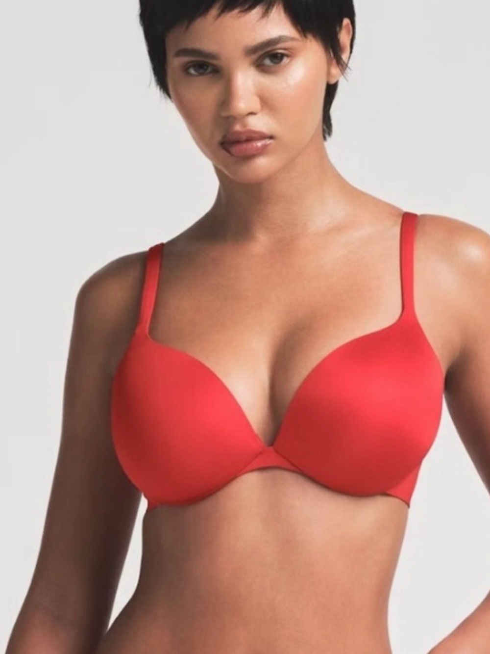 SKIMS Everyday Smooth Red Push-Up Bra